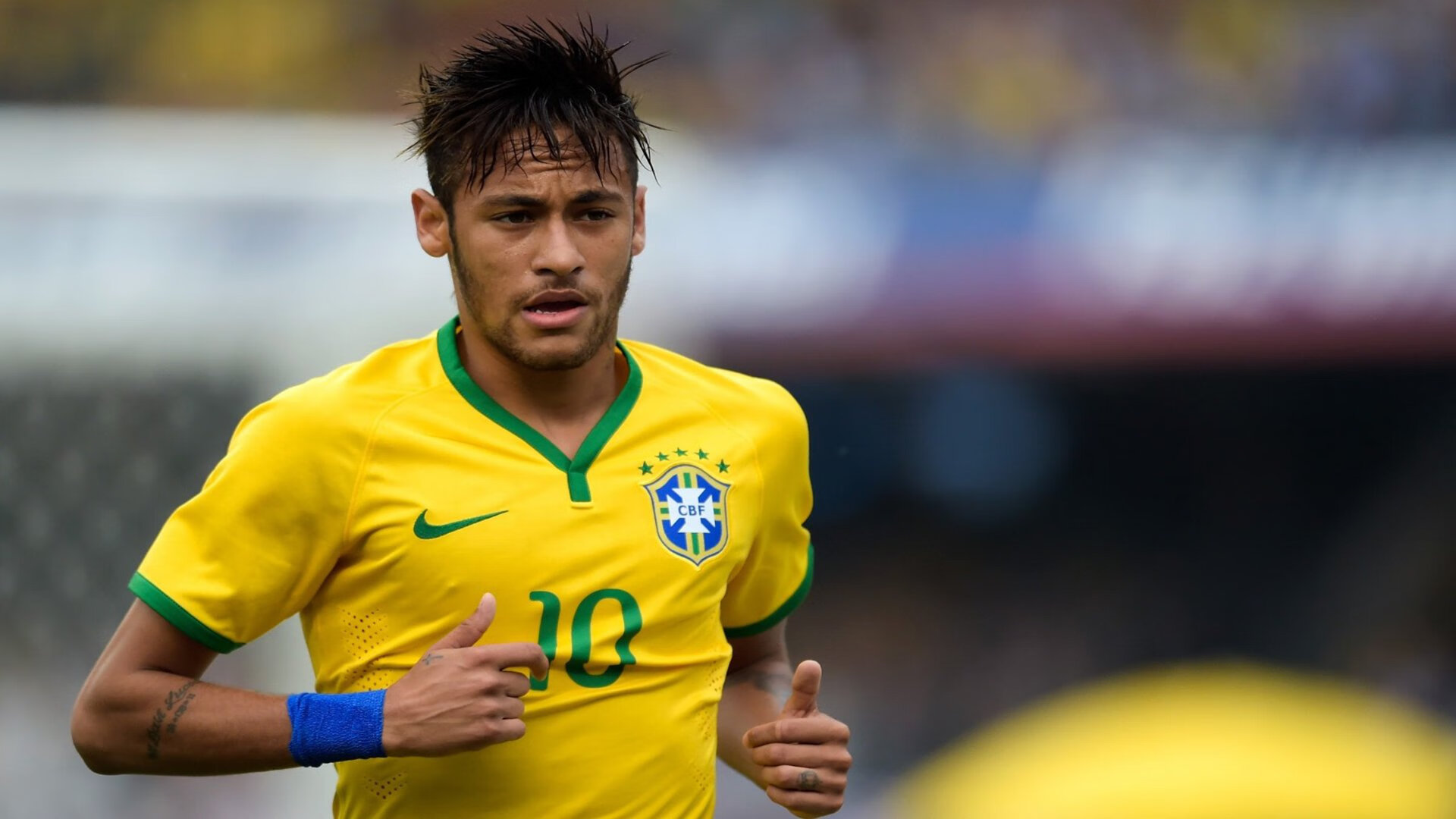 世界田径：肯尼亚运动员屡破纪录，赛场火爆！，肯尼亚男子田径队